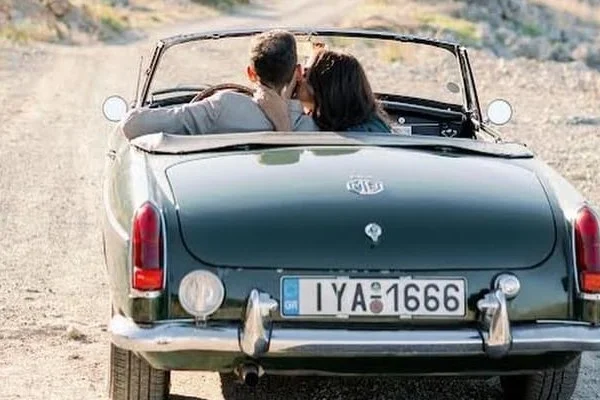 Rental of classic vintage cars for special occasions! - 7
